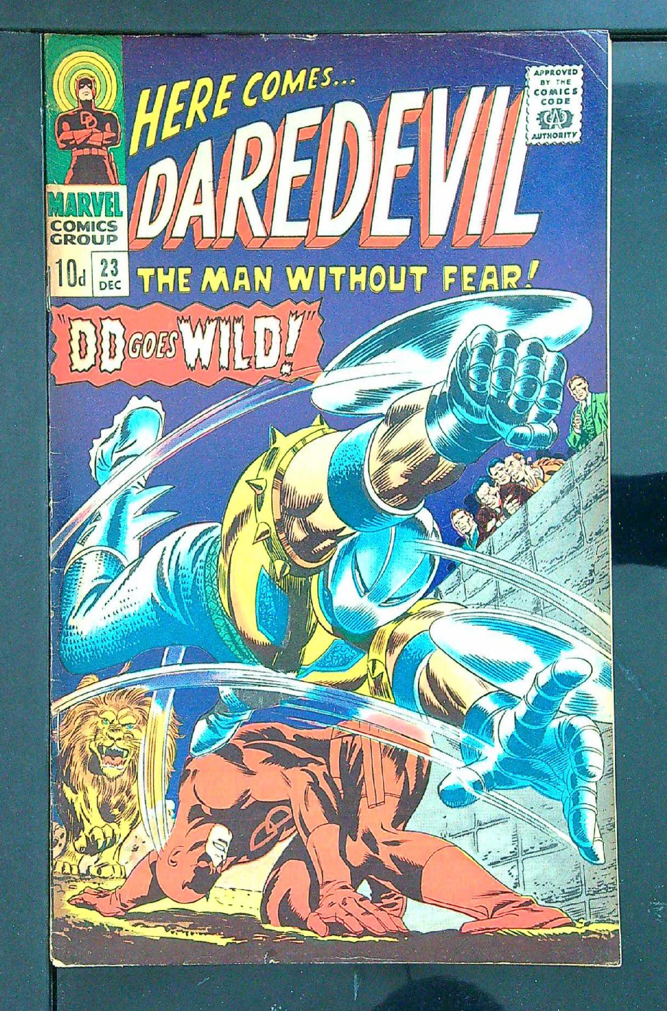 ACTUAL SCAN OF COMIC!<br> Cover of Daredevil (Vol 1) #23. One of 250,000 Vintage American Comics on sale from Krypton!