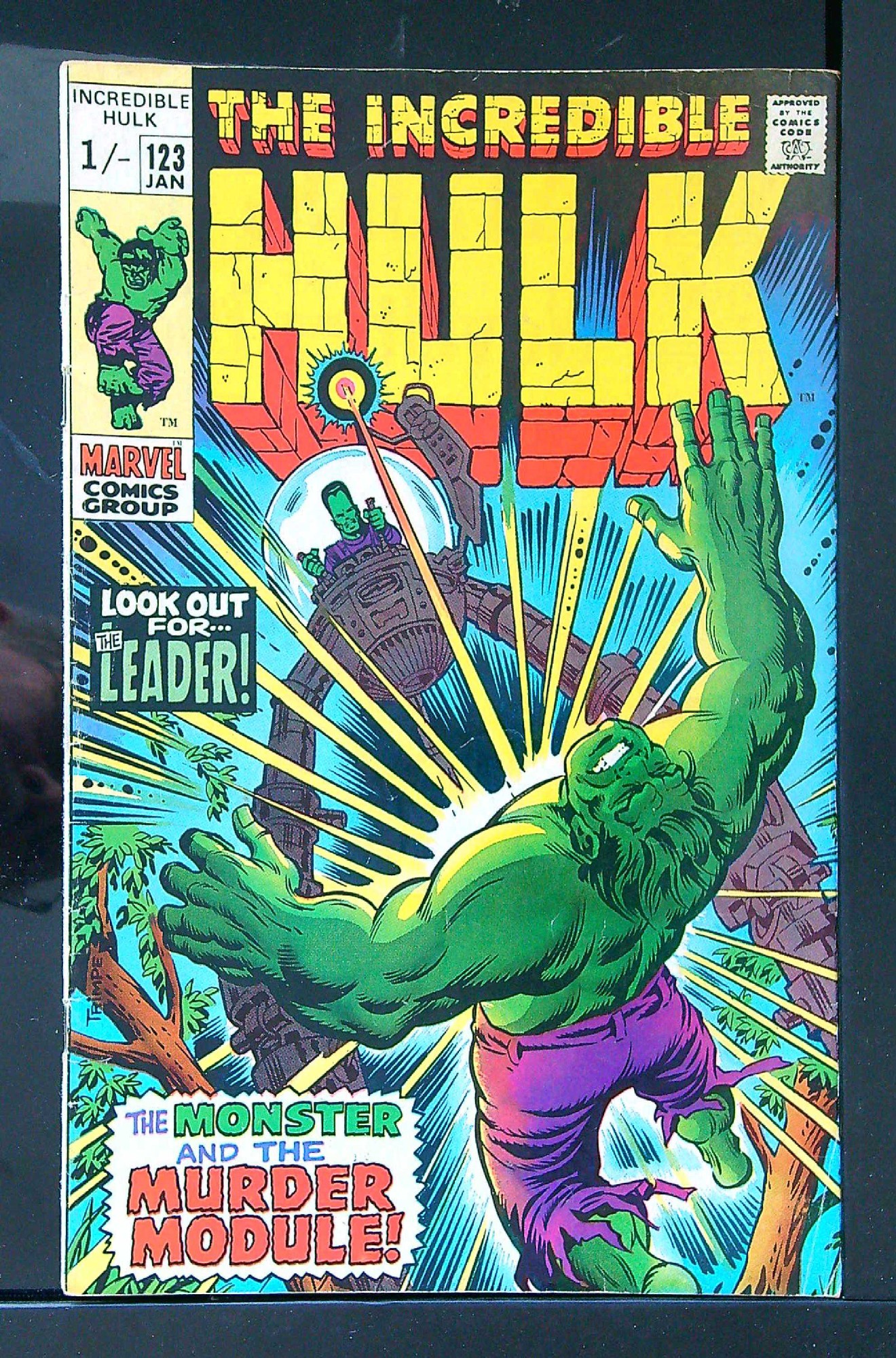 ACTUAL SCAN OF COMIC!<br> Cover of Incredible Hulk (Vol 2) #123. One of 250,000 Vintage American Comics on sale from Krypton!