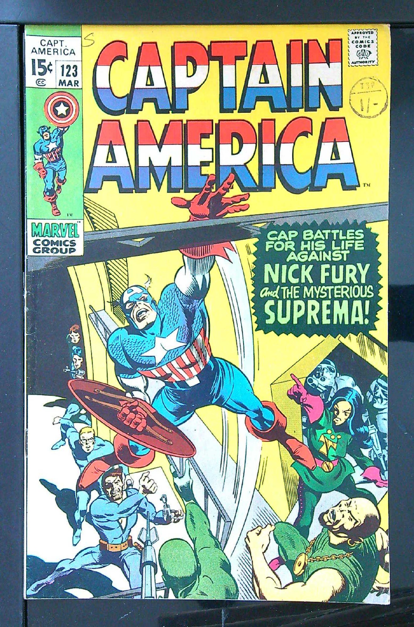 ACTUAL SCAN OF COMIC!<br>Distribution Stamp & Pen on Cover - See Scan Cover of Captain America (Vol 1) #123. One of 250,000 Vintage American Comics on sale from Krypton!